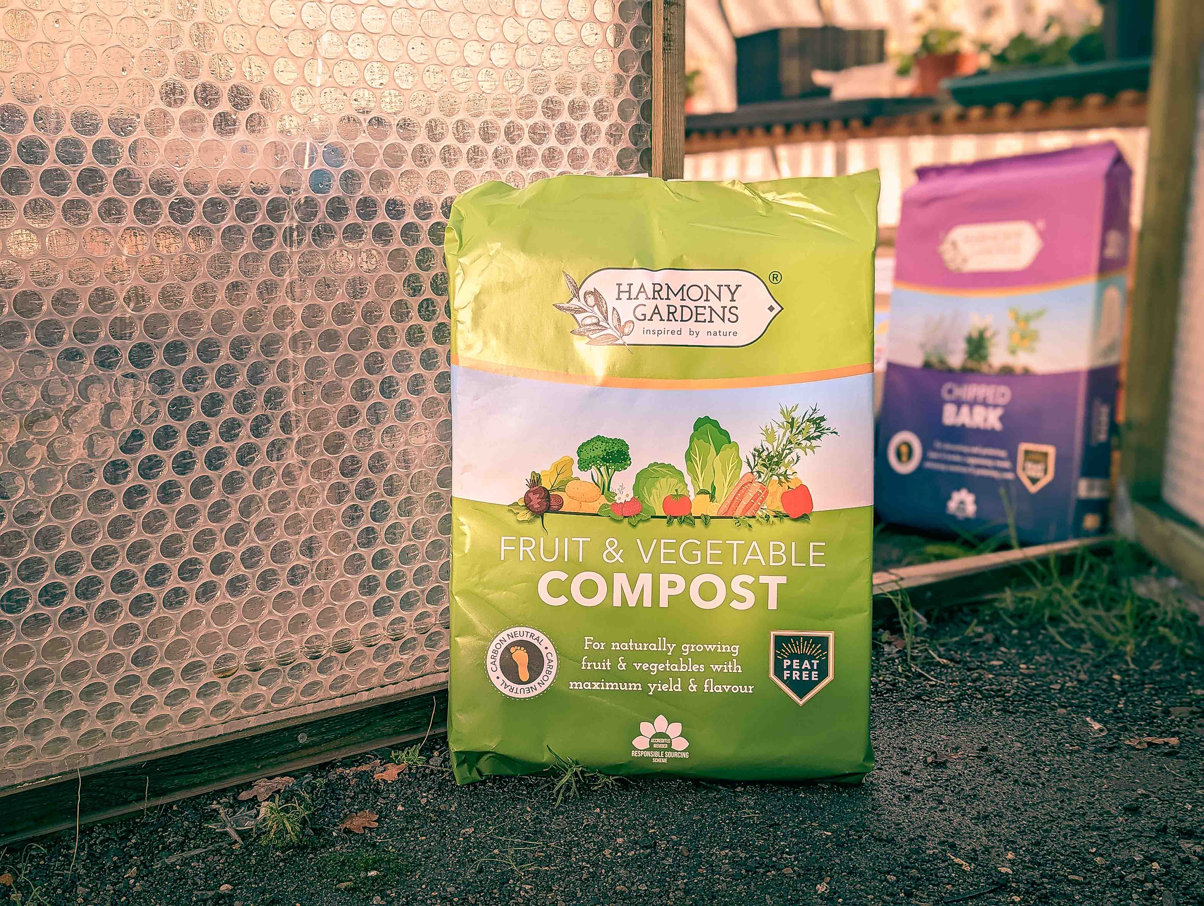 Harmony Gardens Fruit & Veg Compost 40L